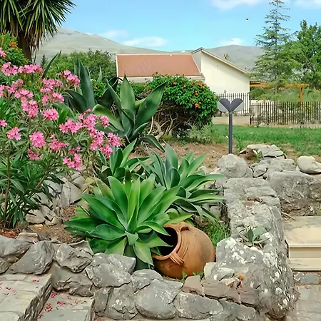 Viola E Giulio Scopello (Sicily)